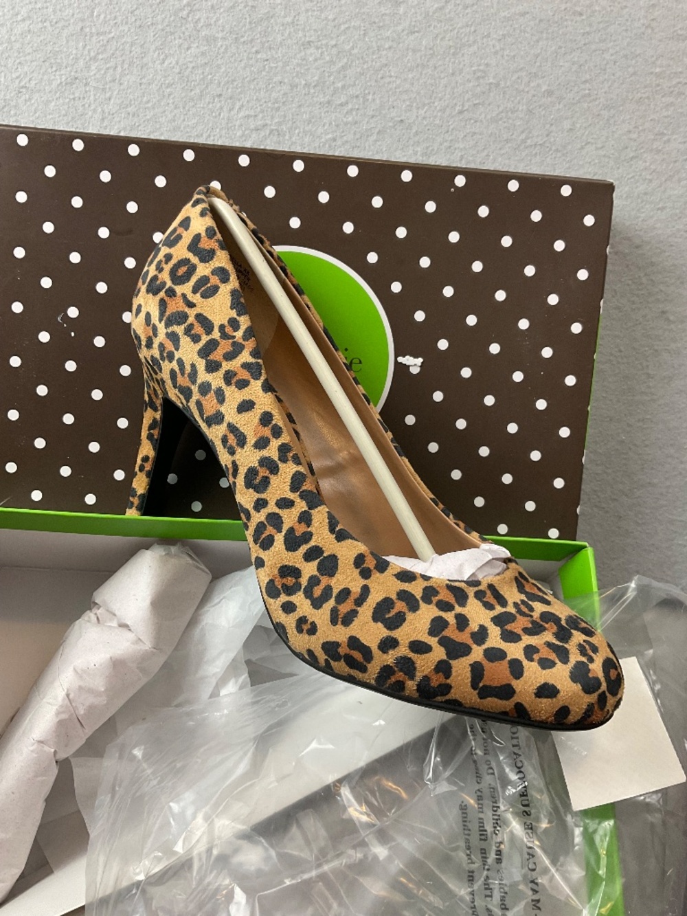 Kelly & Katie Isabella Leopard Print Round Toe Pump